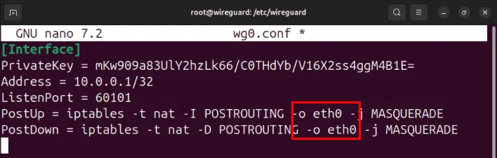 Un terminal affichant le nom de périphérique approprié dans le fichier de configuration du serveur Wireguard.