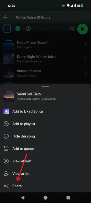 Android 版 Spotify アプリで個々の曲の共有ボタンを押します。