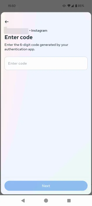 Inserimento del codice da Google Authenticator nell'app Instagram.
