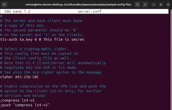 OpenVPN のデフォルトのデータ暗号化暗号を表示する端末。