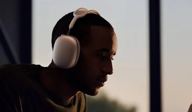 Sumérgete en tu música con los auriculares Apple AirPods Max