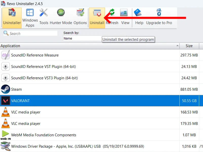 Klicken Sie auf die Schaltfläche „Deinstallieren“ Revo Uninstaller