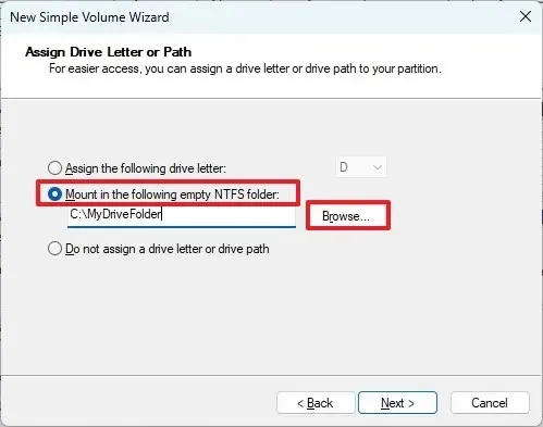 掛載到以下空 NTFS 資料夾中