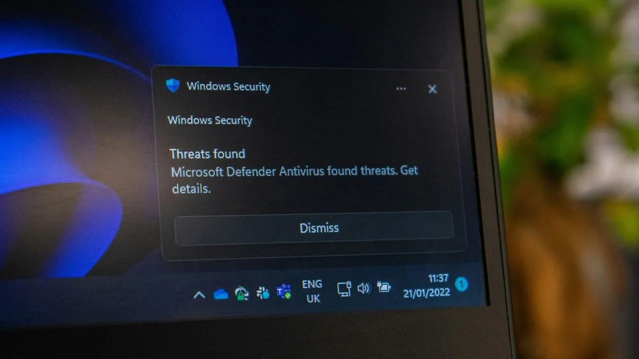 Windows Security vs. Microsoft Defender: a featured image.