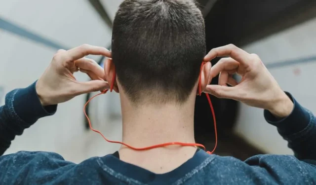 Stapsgewijze handleiding voor het maken van een podcast-afspeellijst op Spotify