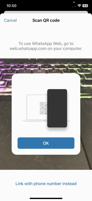 Escanear código QR en iPad con la cámara del iPhone desde WhatsApp.