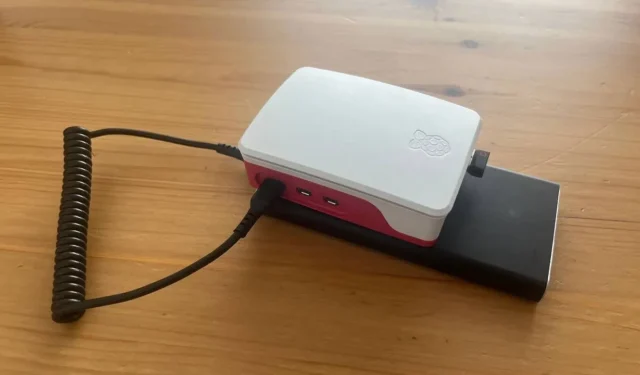 Een stapsgewijze handleiding voor het maken van uw eigen draagbare Raspberry Pi