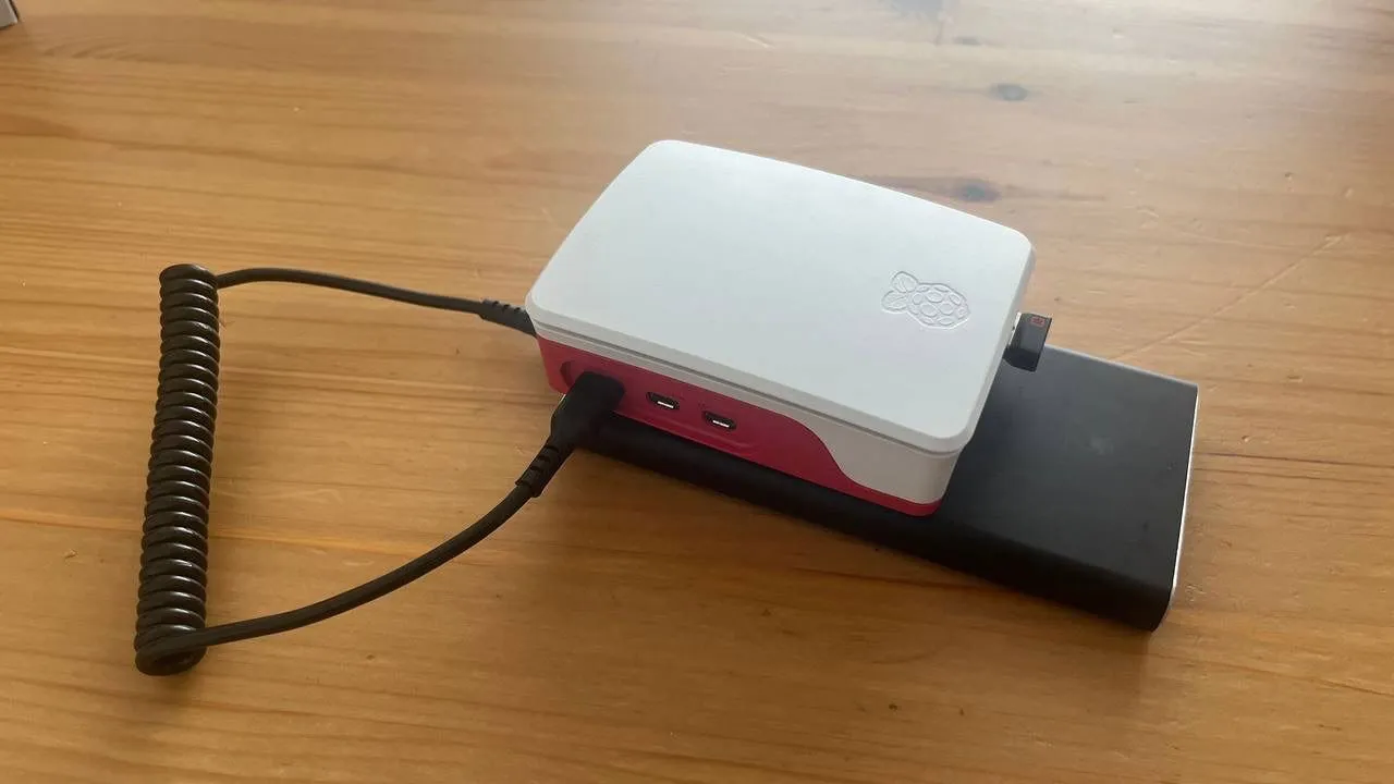 Przenośna obudowa Raspberry Pi