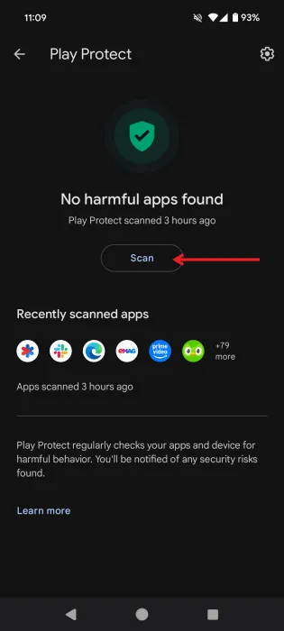 Appuyez sur le bouton Numériser pour démarrer une analyse d'application à l'aide de Play Protect.