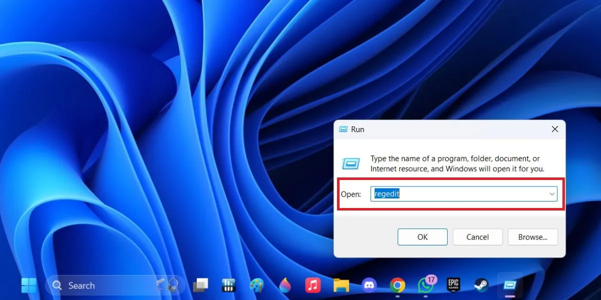 Escritorio de Windows 11 que muestra la aplicación Ejecutar.