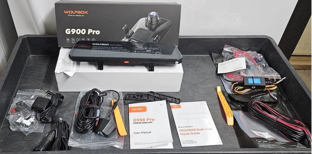 Wolfbox G900 Pro kit and parts.