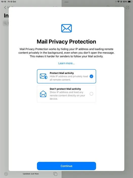 Proteção de privacidade de e-mail ativada em um iPad para o aplicativo de e-mail Outlook.